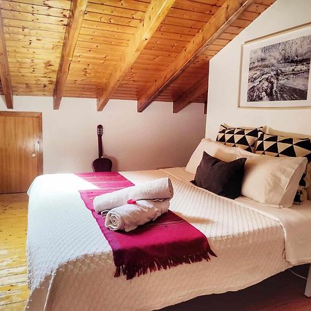 Homestay Attic Private Bedroom Алжезур Екстериор снимка